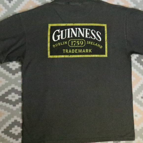 Vintage Official GUINNESS Charcoal Gray Shirt Sz LG Men XL Women - Picture 1 of 5